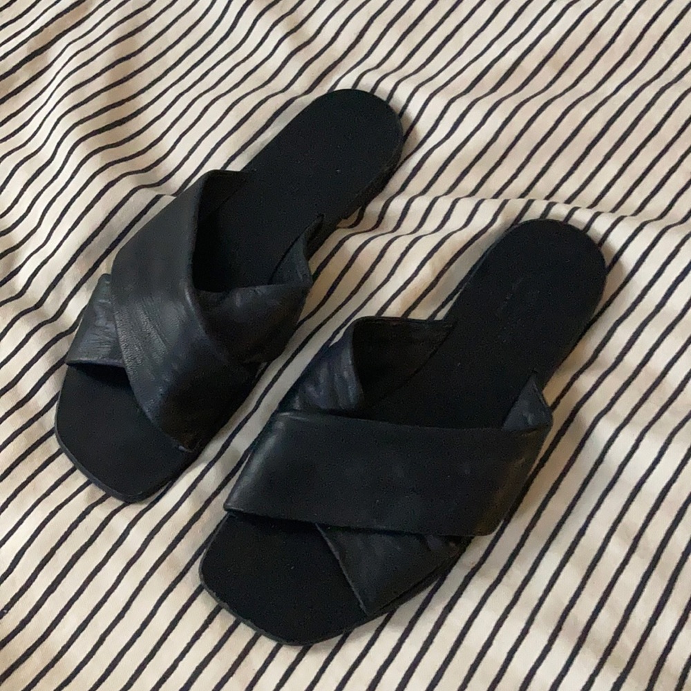 Everlane The Day Crossover Sandal